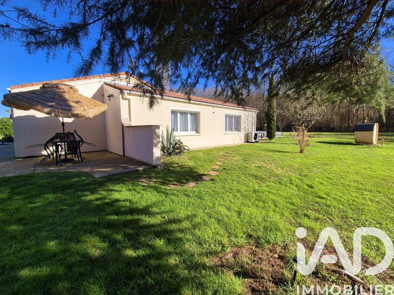 Maison - 180 m² - 5 pièces