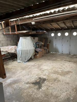 Maison - 222 m² - 9 pièces