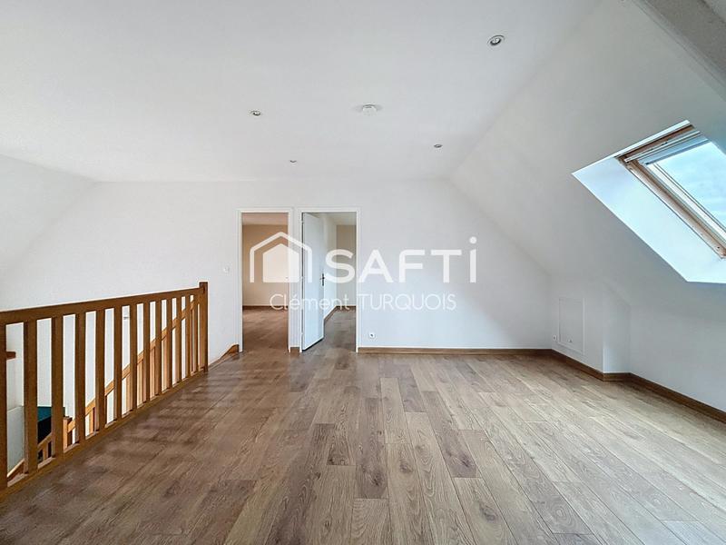 Maison - 208 m² - 8 pièces