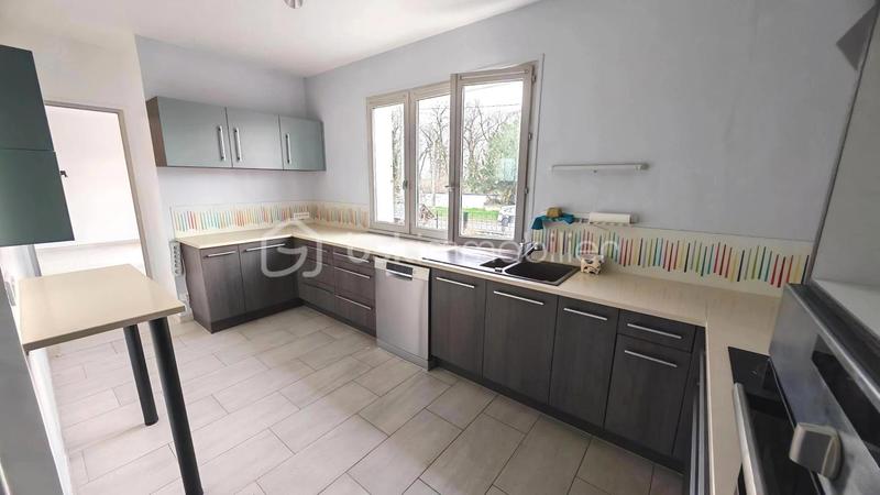 Pavillon - 189 m² - 6 pièces