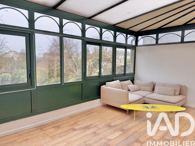 Maison - 317 m² - 9 pièces