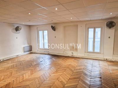 Bureau - 164 m²