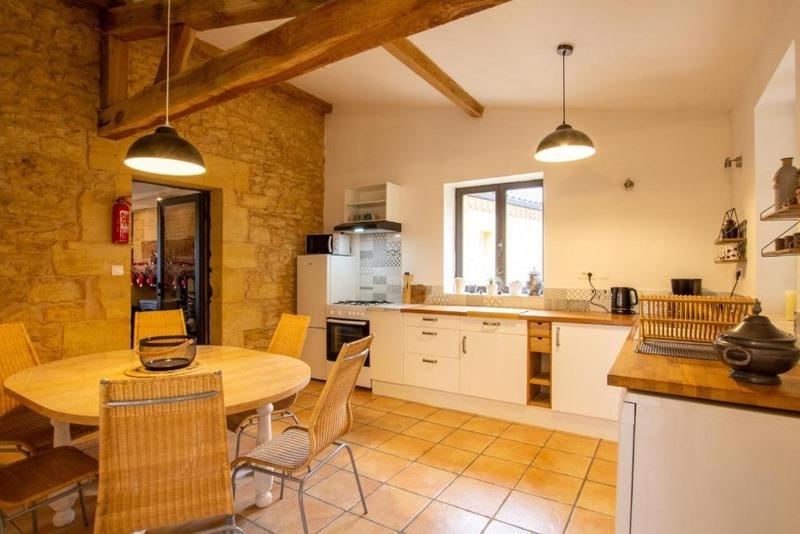 Propriété - 285 m² - 10 pièces