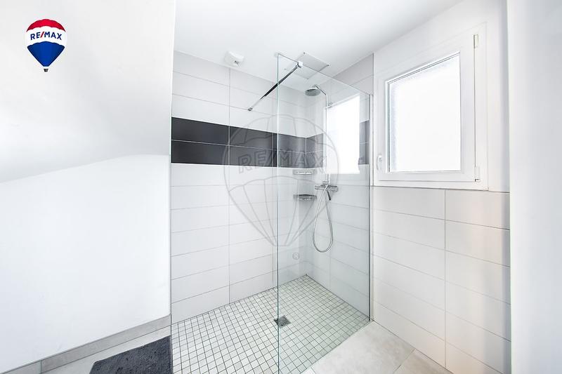 Maison - 97 m² - 1 pièce