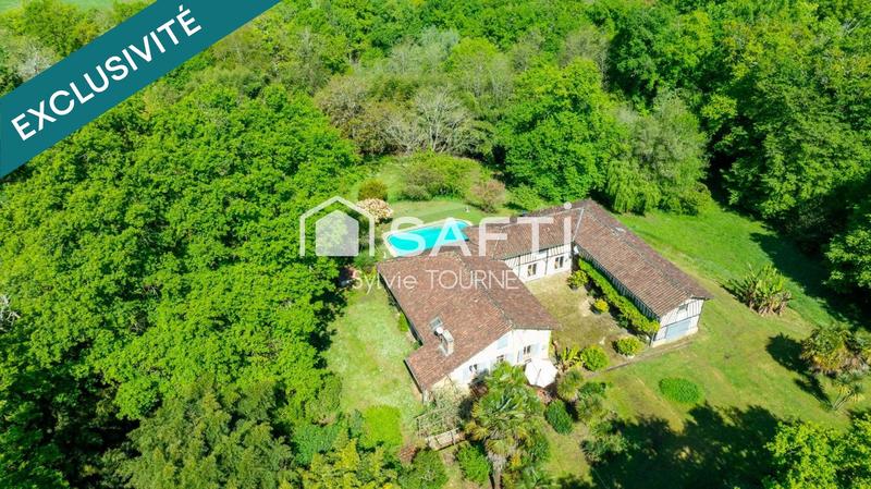 Maison - 335 m² - 10 pièces