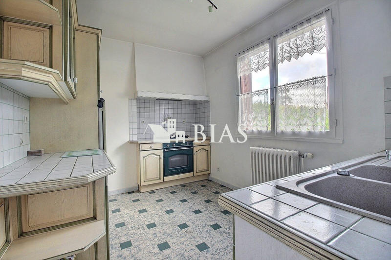 Maison - 135 m² - 8 pièces