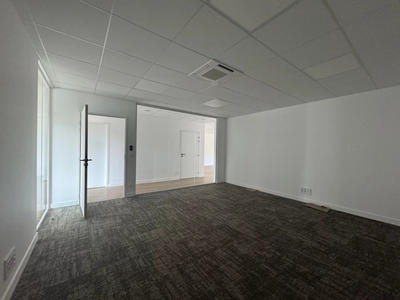 Bureau - 215 m²