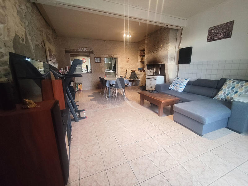 Maison - 96 m² - 3 pièces