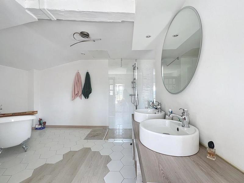 Maison de village - 86 m² - 3 pièces