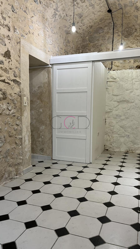 Local commercial - 36 m² - 2 pièces