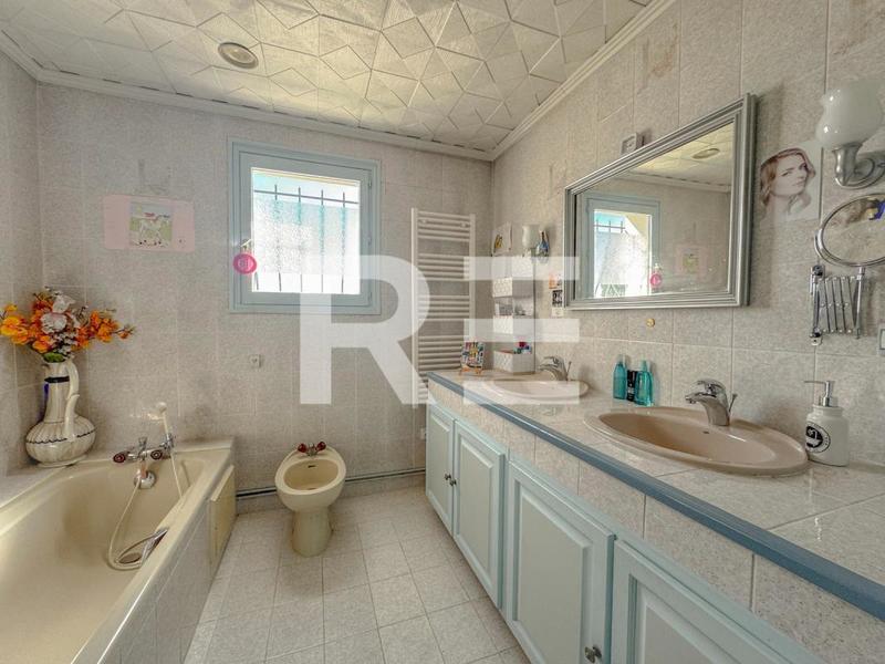 Villa - 154 m² - 5 pièces