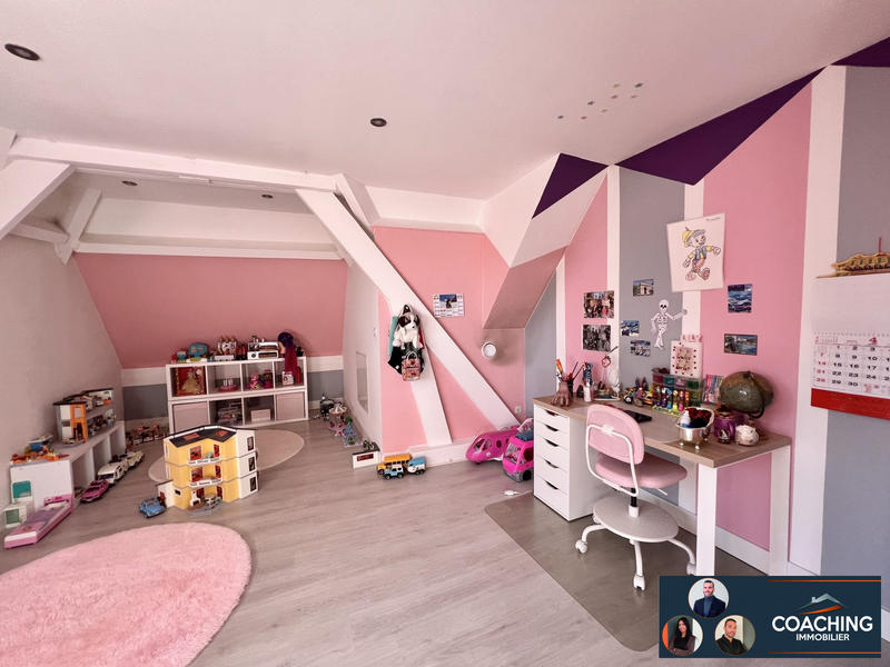 Maison - 160 m² - 5 pièces