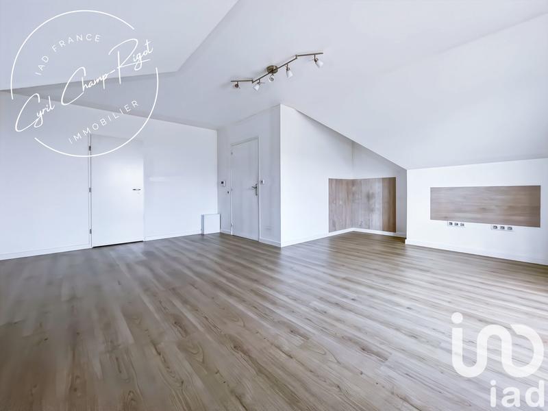 Studio - 40 m² - 1 pièce