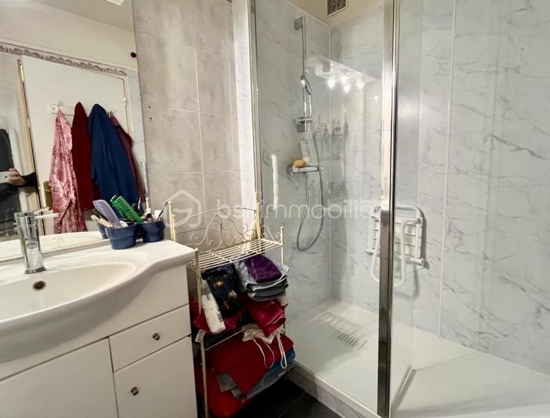 Appartement - 104 m² - 5 pièces