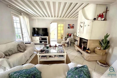 Maison - 295 m² - 7 pièces