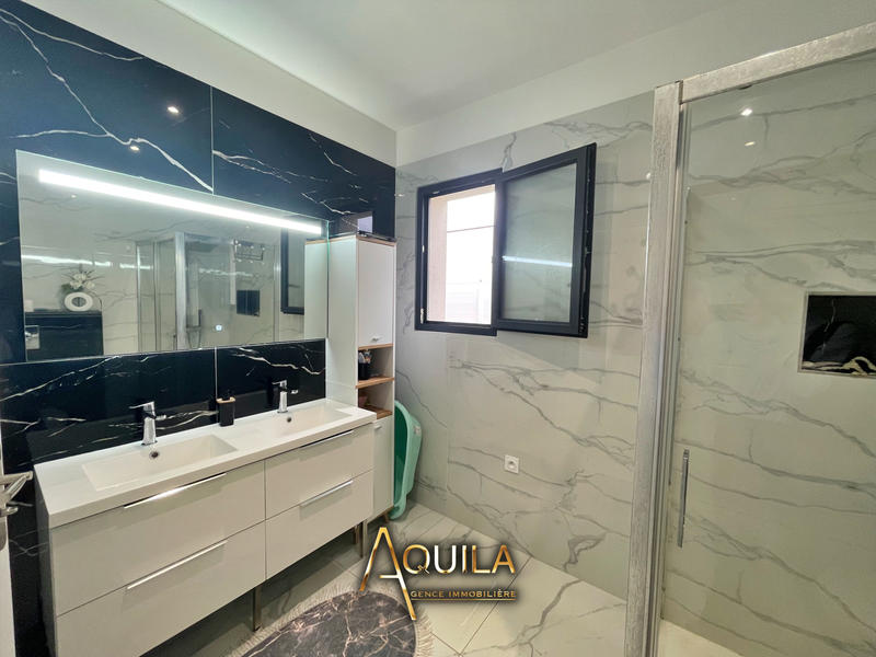 Villa - 120 m² - 4 pièces