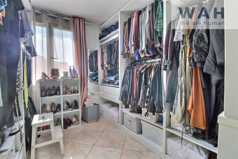 Maison - 102 m² - 6 pièces