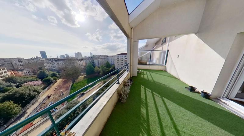 Penthouse - 132 m² - 4 pièces