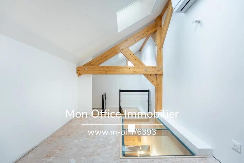 Maison - 81 m² - 5 pièces