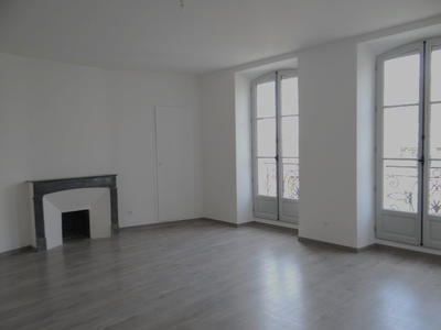 Appartement - 112 m² - 3 pièces
