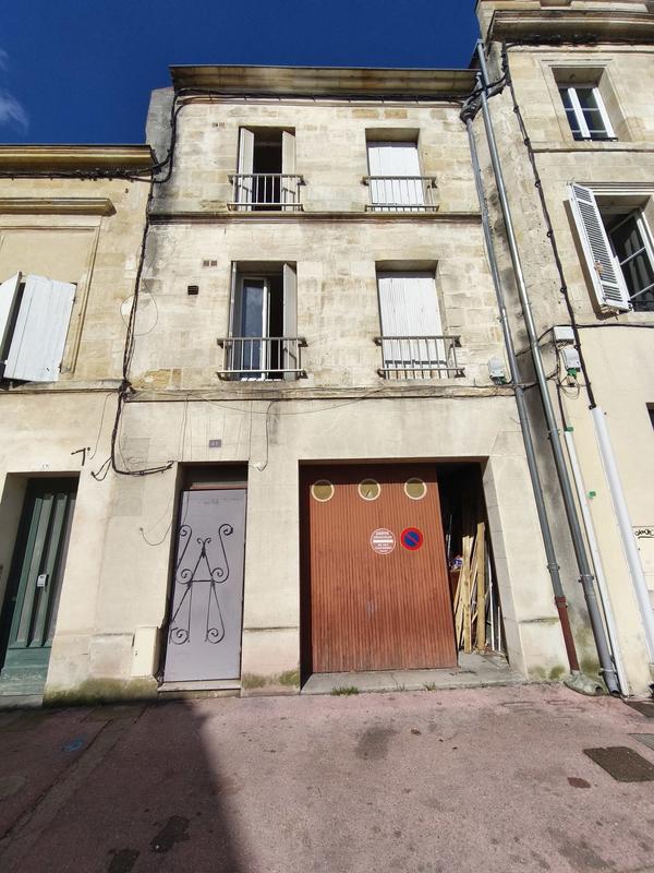 Parking / Garage - 60 m²