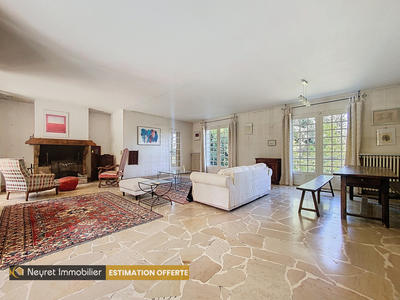 Maison - 191 m² - 8 pièces