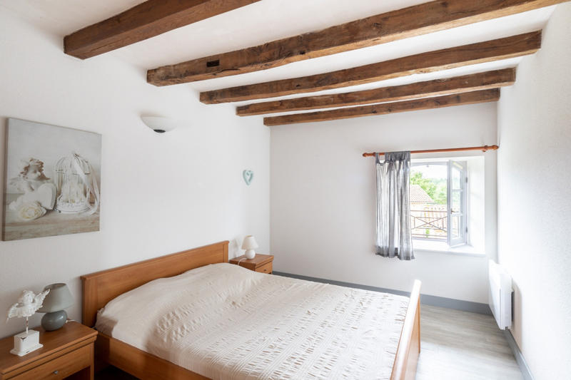 Maison - 1 791 m² - 39 pièces