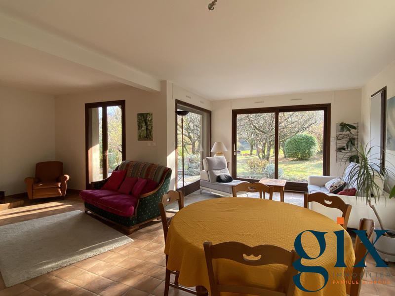 Maison - 135 m² - 6 pièces