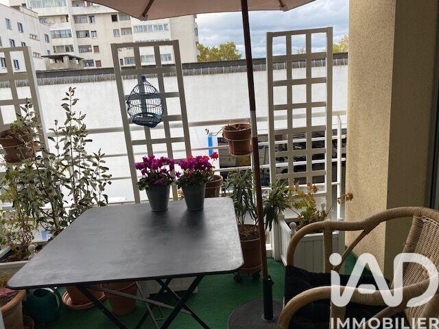 Appartement - 80 m² - 3 pièces