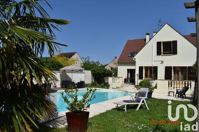 Maison - 195 m² - 7 pièces