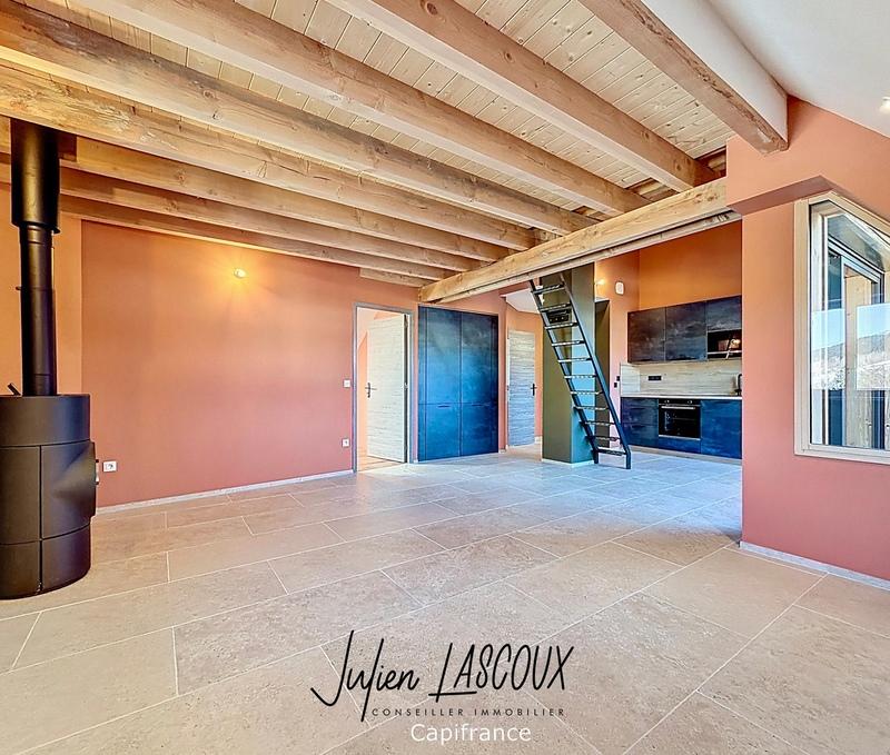 Appartement - 100 m² - 3 pièces