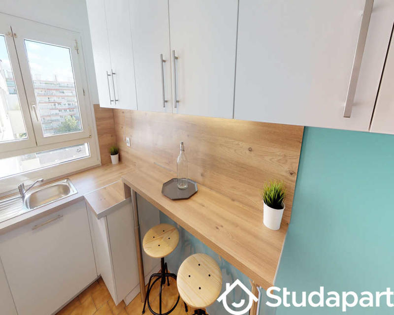 Chambre - 90 m² - 1 pièce