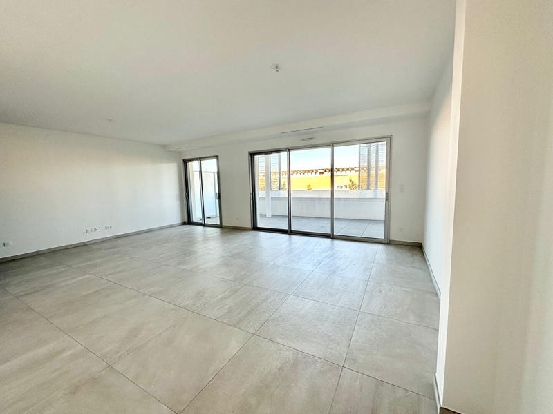 Appartement - 104 m² - 4 pièces