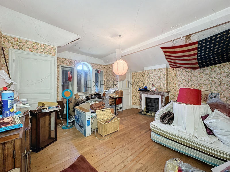 Château - 331 m² - 10 pièces