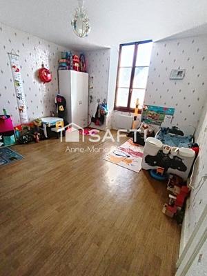 Maison - 159 m² - 6 pièces