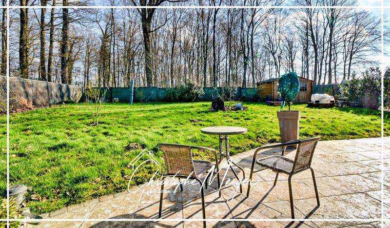 Maison - 220 m² - 6 pièces