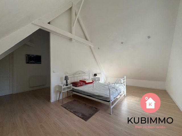 Maison - 212 m² - 8 pièces