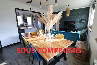 Maison - 96 m² - 5 pièces