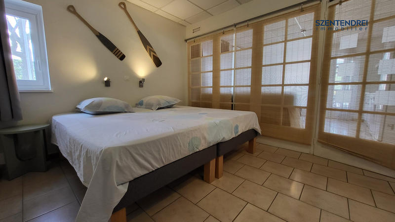 Villa - 410 m² - 15 pièces