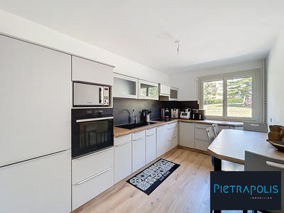 Appartement - 104 m² - 5 pièces