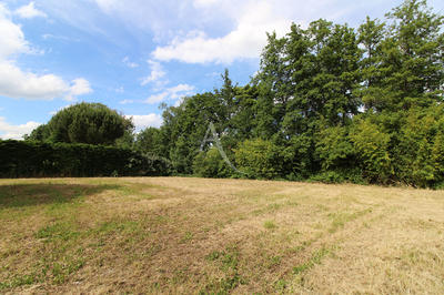 Maison - 270 m² - 10 pièces