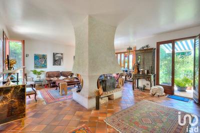 Maison - 189 m² - 5 pièces