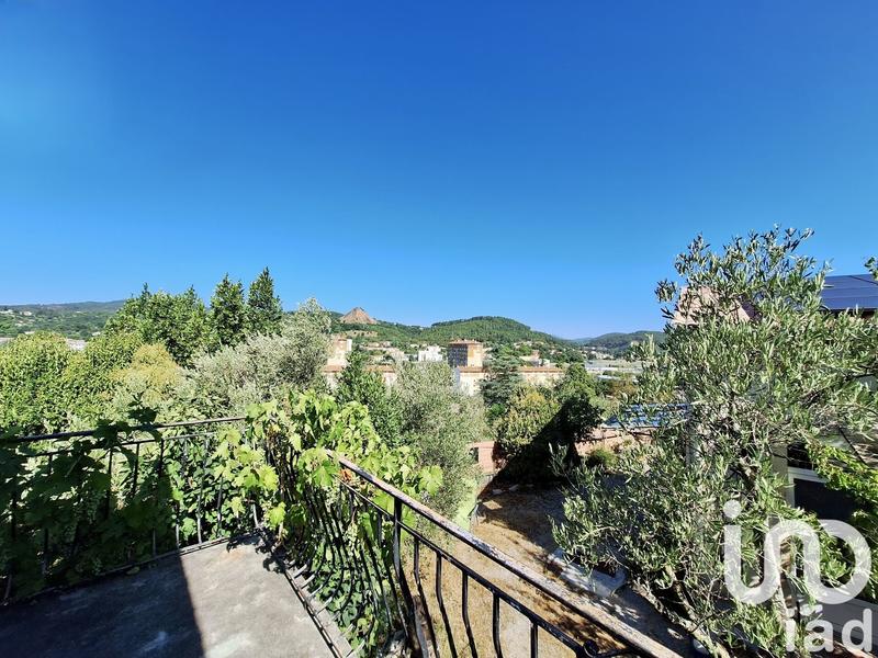 Maison - 146 m² - 8 pièces