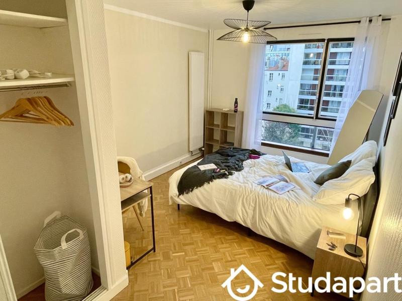 Chambre - 12 m² - 1 pièce