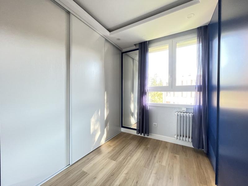 Appartement - 105 m² - 5 pièces