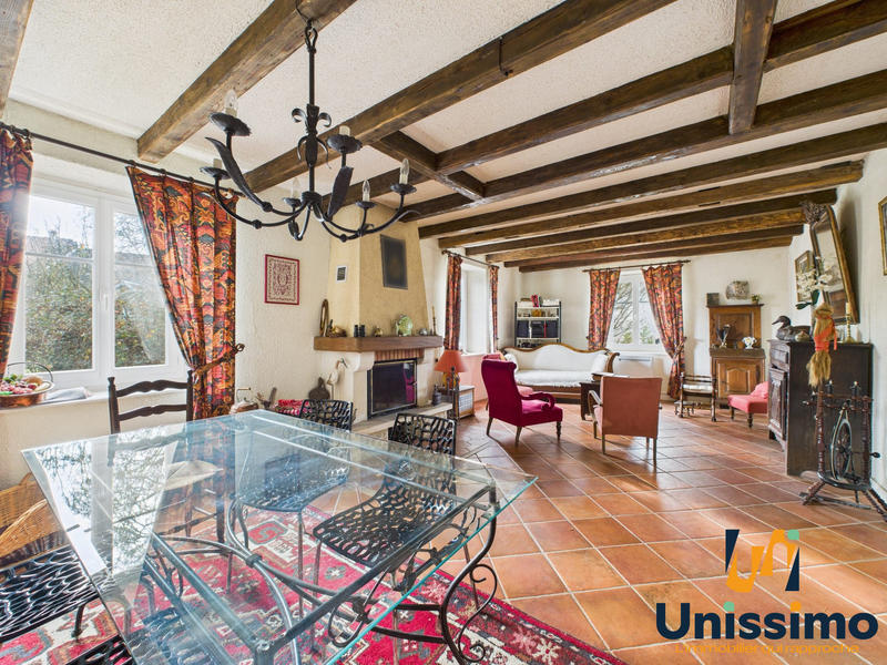 Maison - 194 m² - 7 pièces