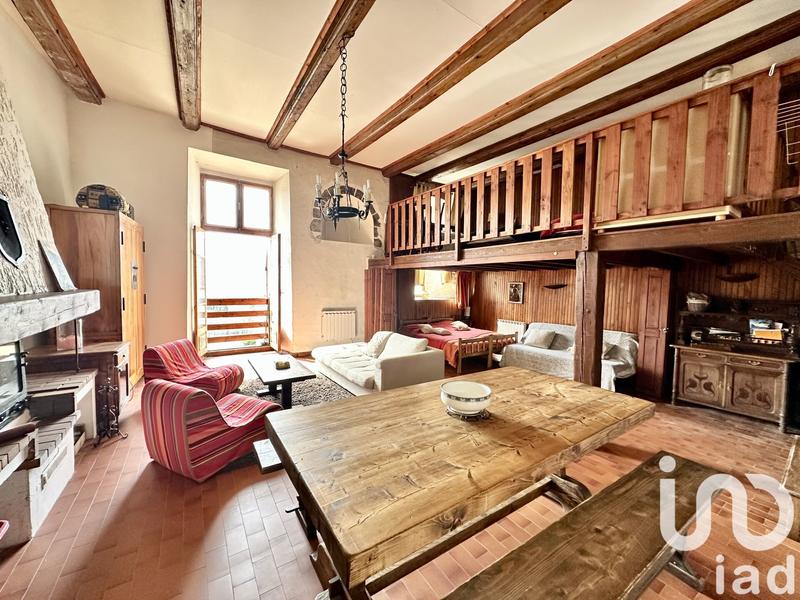 Appartement - 80 m² - 3 pièces