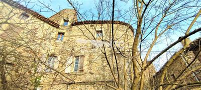 Maison ancienne - 180 m² - 5 pièces