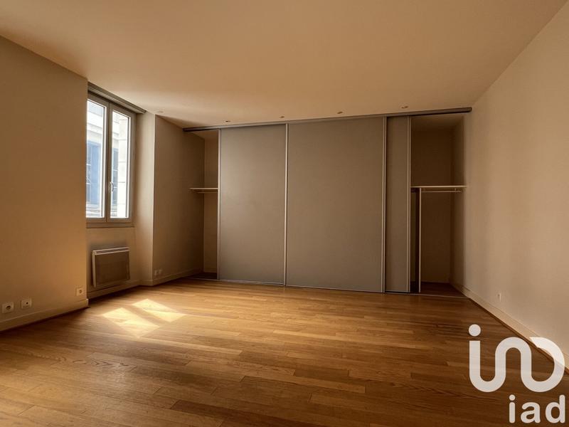 Appartement - 201 m² - 6 pièces