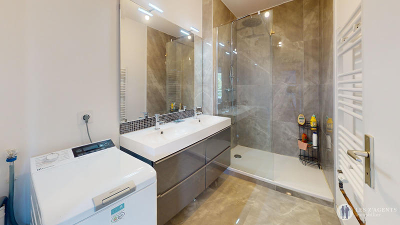 Appartement - 76 m² - 4 pièces